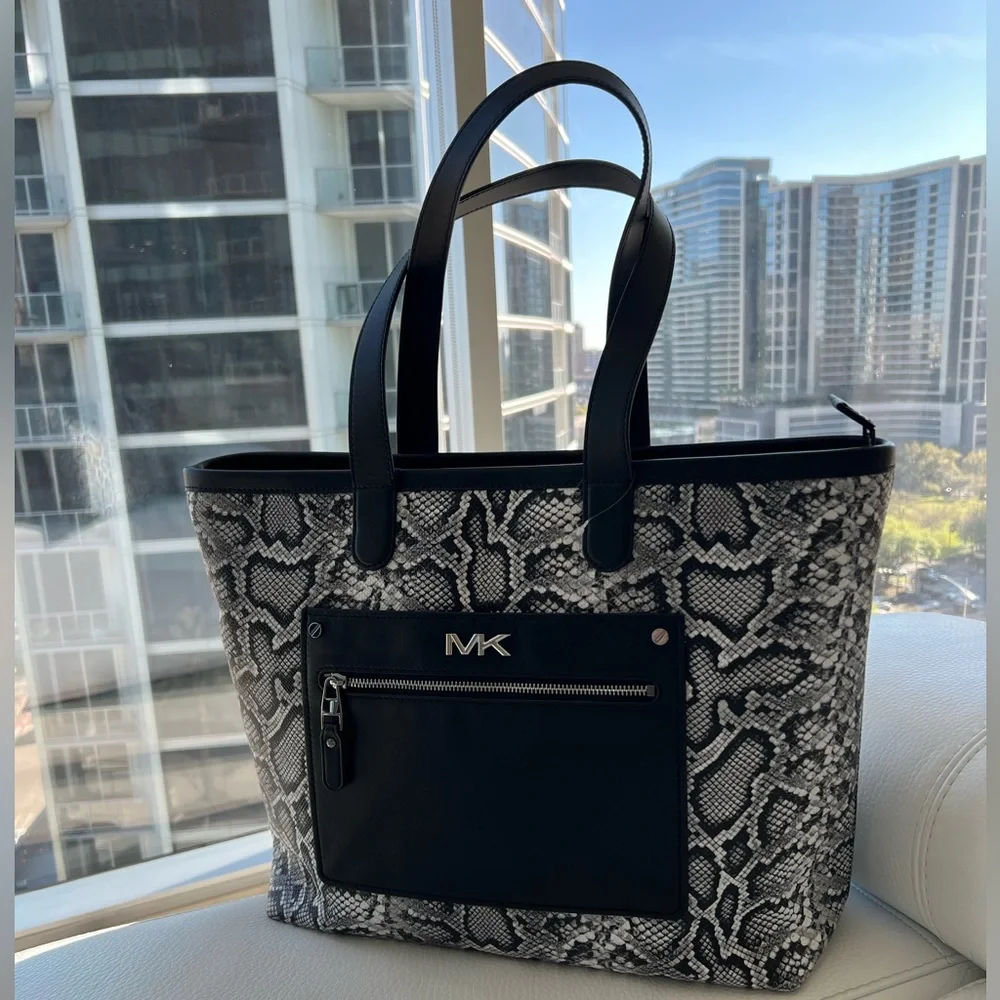 MICHAEL KORS EXCUSE LIMITED Varick Snake Embossed Leather Tote Bag